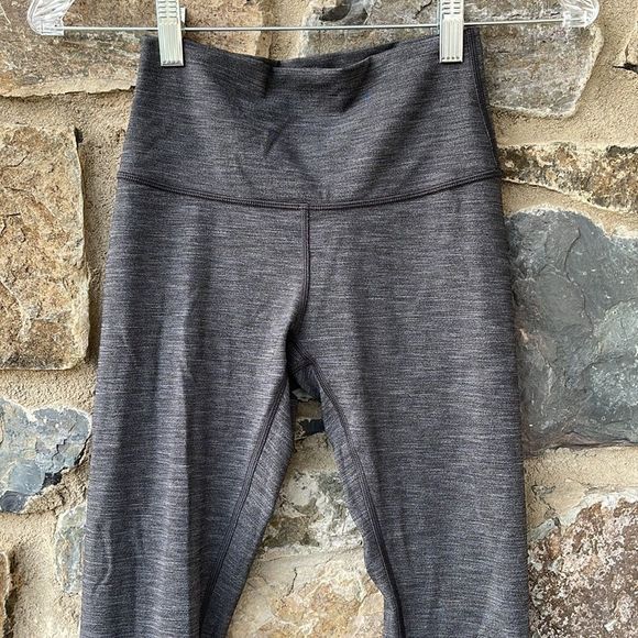 Lululemon Wunder Under High-Rise Tight 28" *Brushed Full-On Luxtreme size 4 - Picture 3 of 9